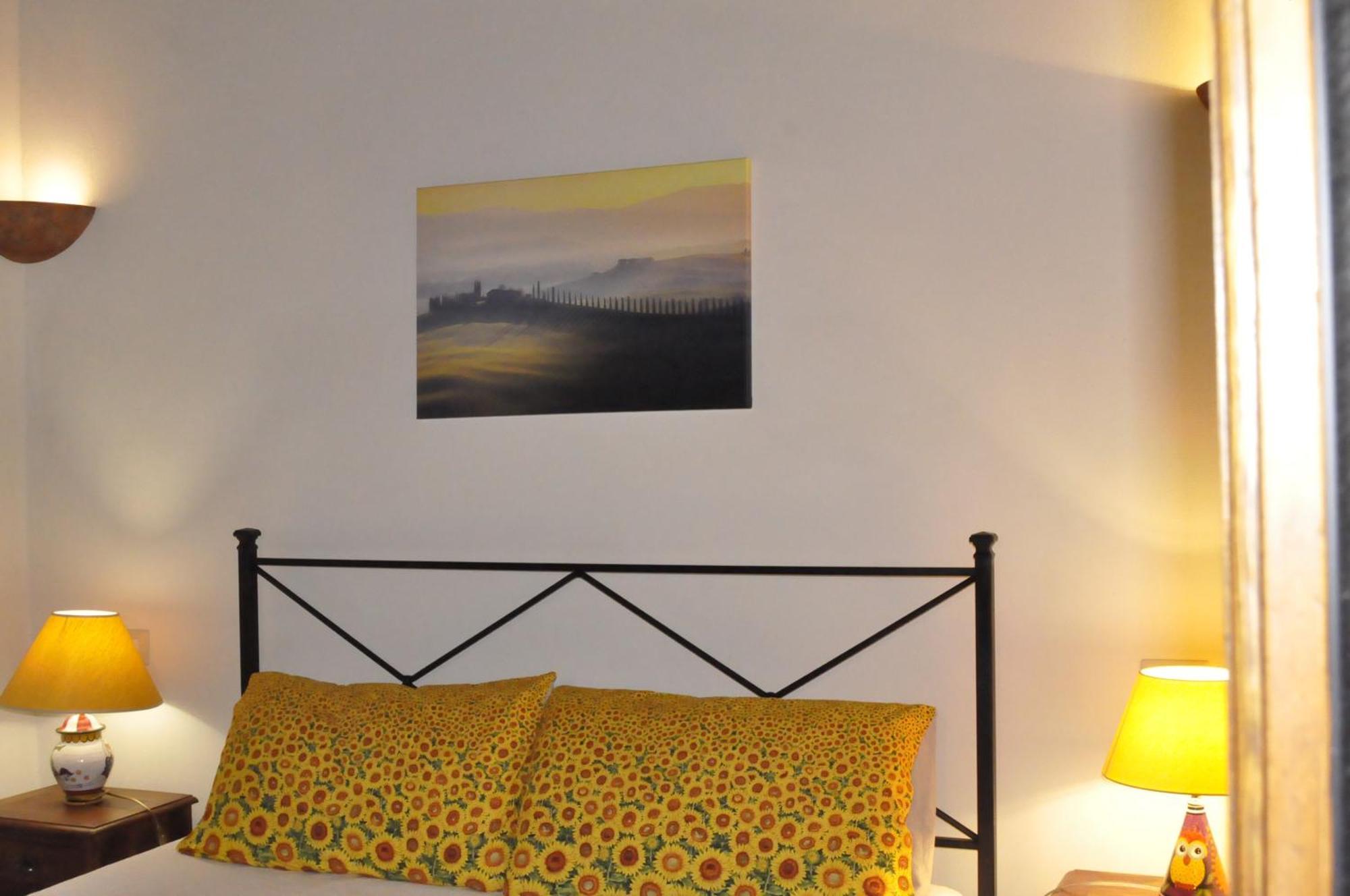 Casa Vacanze "Nonna Vela" Petroio ภายนอก รูปภาพ