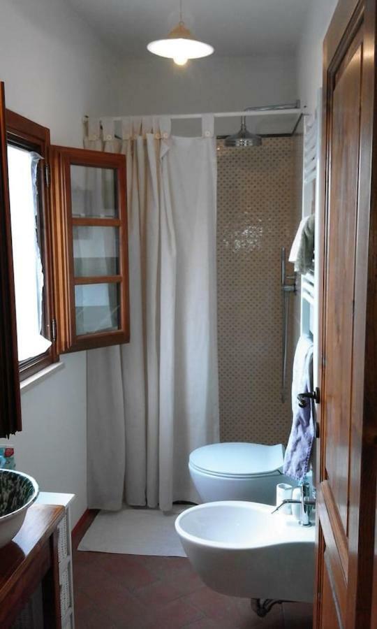 Casa Vacanze "Nonna Vela" Petroio ภายนอก รูปภาพ